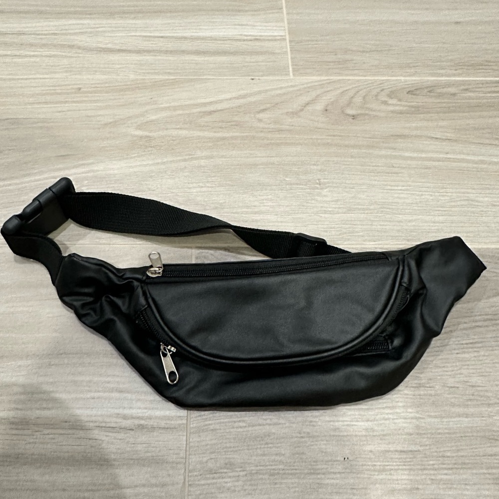 Amazon Fanny pack